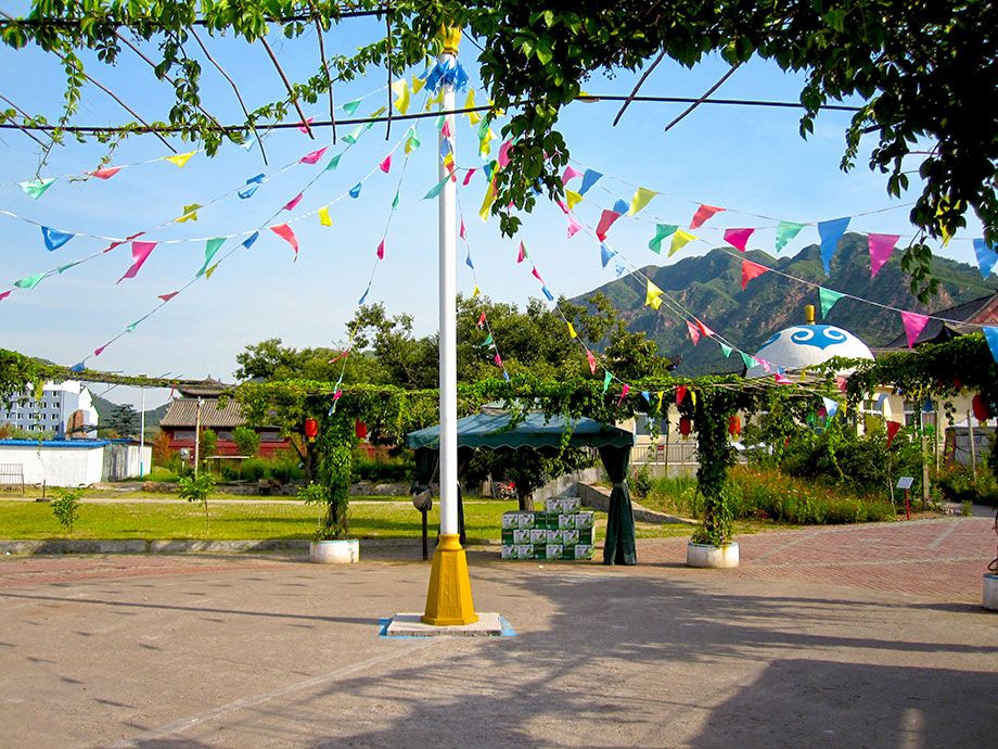 迁安山叶口洪格尔民族风情园 园内风景