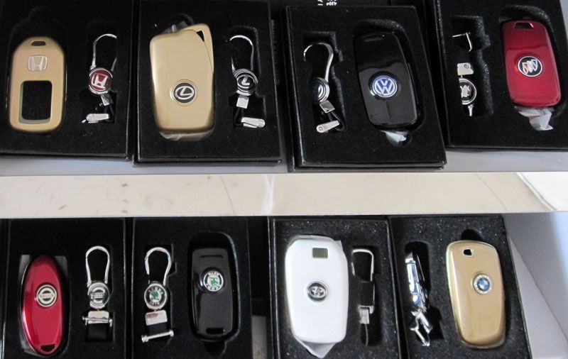 各种车型配套的汽车钥匙盒-迁安车之友汽车装具.jpg