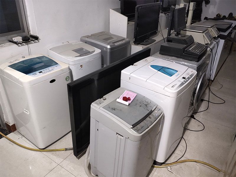 各种二手全自动洗衣机及双桶洗衣机-迁安联建旧货市场.jpg