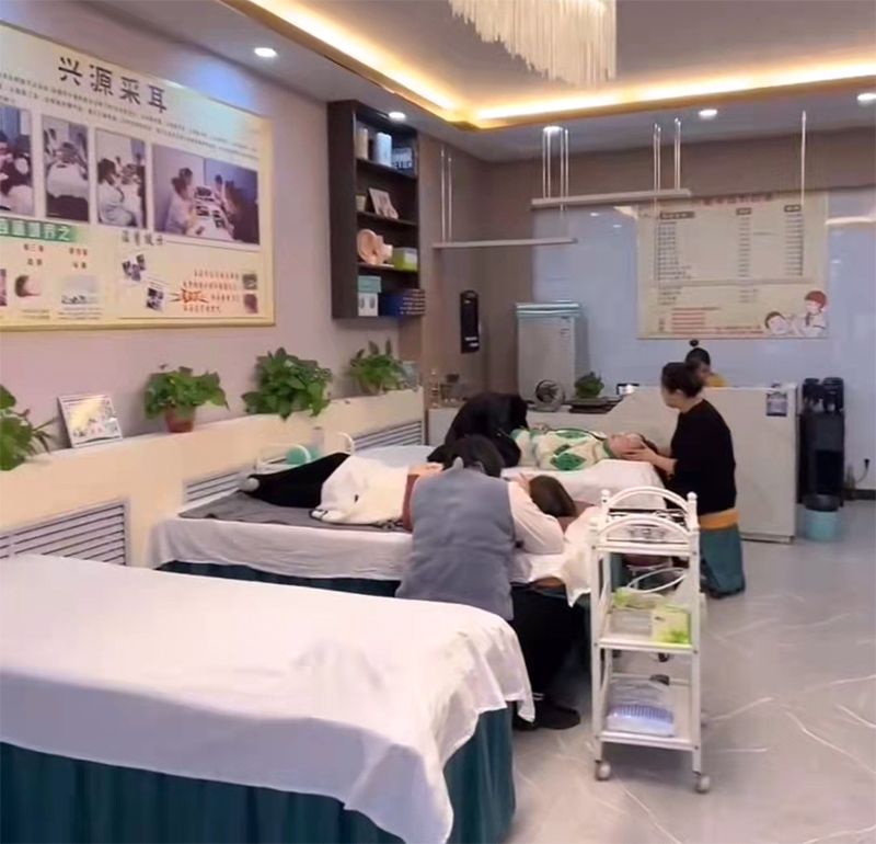 迁安兴源采耳-一楼工作场景.jpg