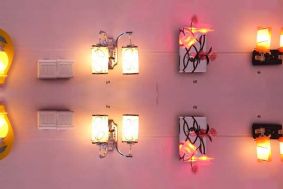 迁安市扣庄乡荣浩轩家具灯具城壁灯特写实拍2
